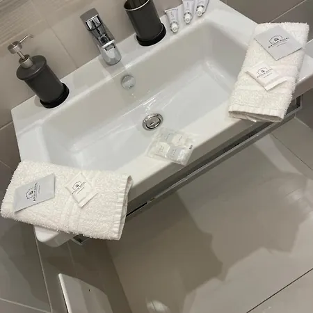 Vittoria 3* Nápoles